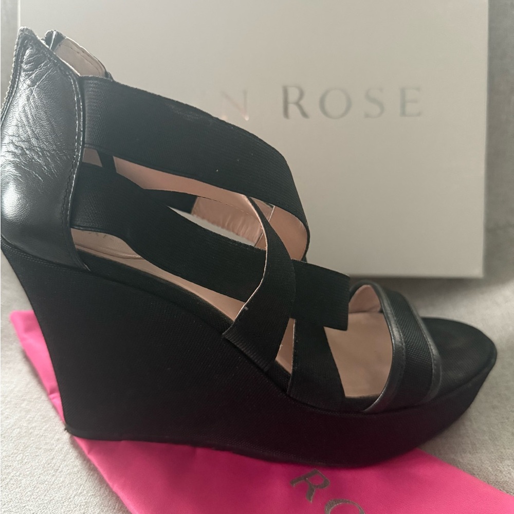 Taryn Rose Black Strappy Wedge Sandals